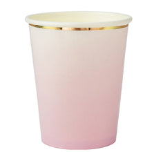 Charger l'image dans la galerie, Gobelet ou verre rose et doré